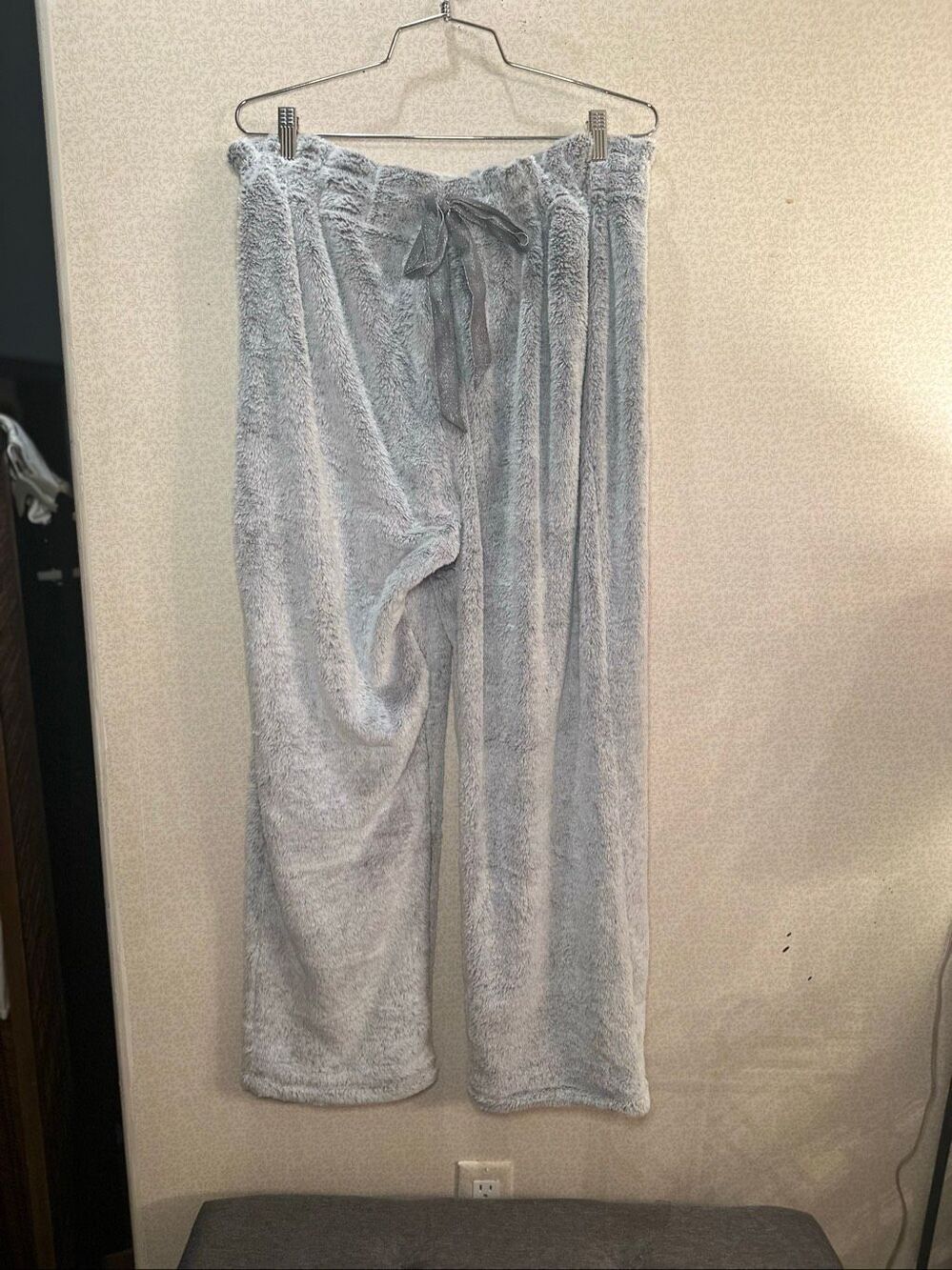 NWOT Denver Hayes sleep/lounge pants